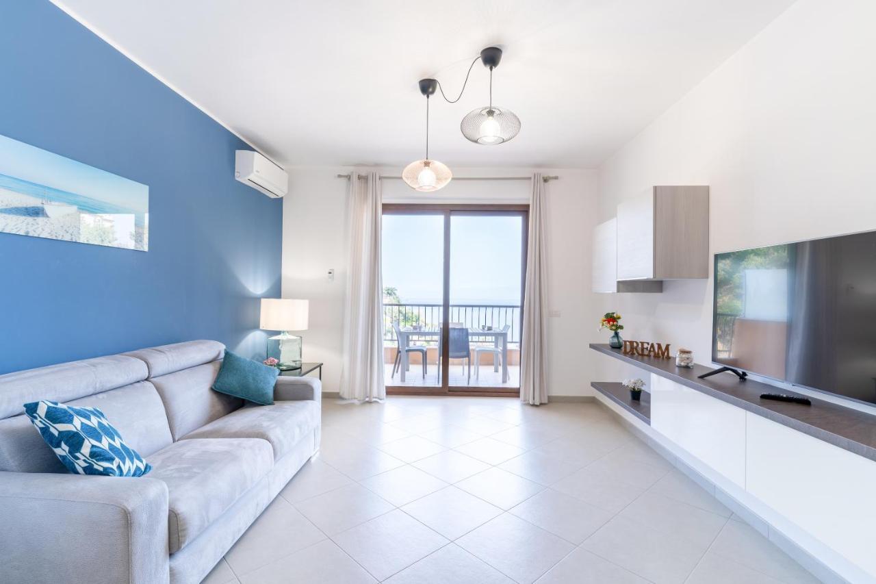 Calipso Big Apt With Sea View, Parking & Pool Таормина Экстерьер фото